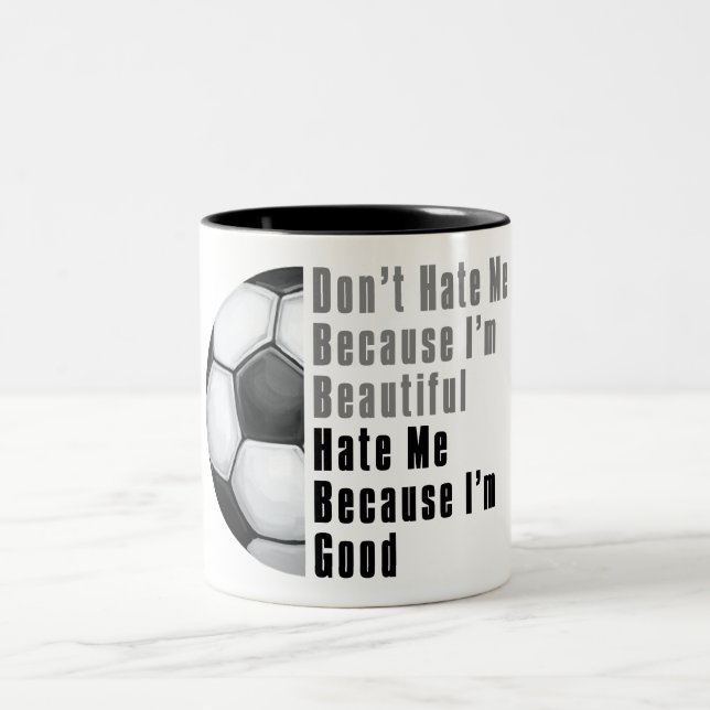 Im Beautiful Im Good Soccer Ball Zweifarbige Tasse (Mittel)