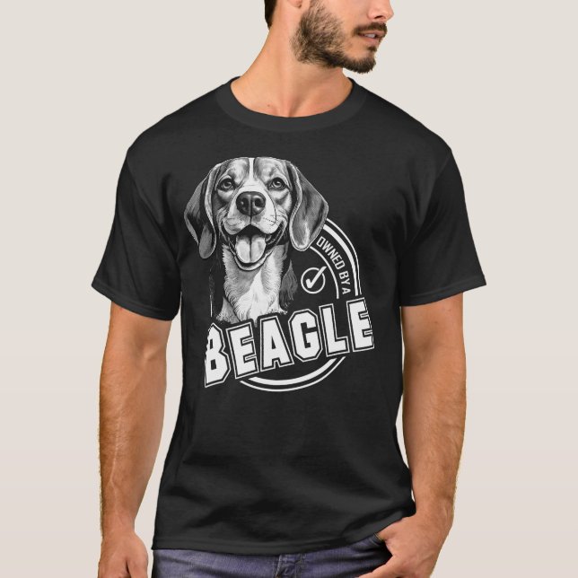Im Besitz eines Beagle T-Shirt (Vorderseite)