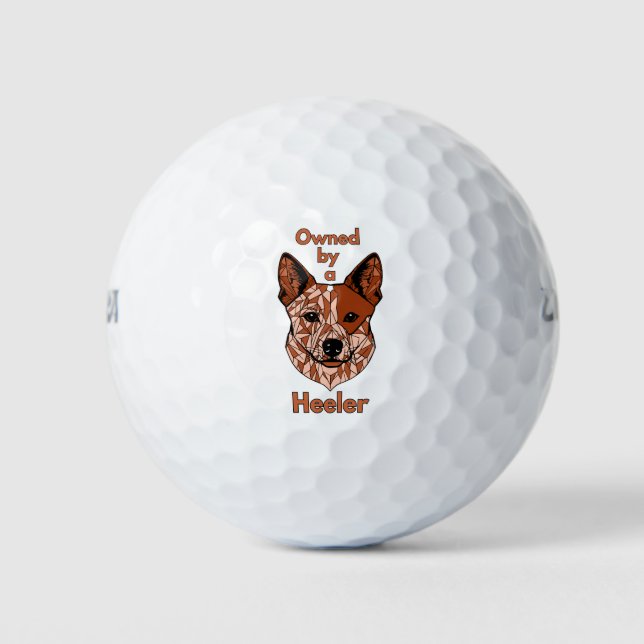 Im Besitz eines Helfers (rot) Golfball (Vorderseite)