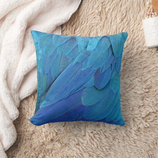 I'm blue - Macaw feathers Kissen (Decke)