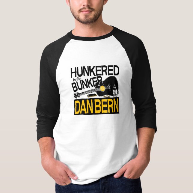 Im Bunker-T - Shirt gehackt (Vorderseite)