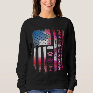 Im einfachen Camping einer Frau Wein Flip Flops Do Sweatshirt