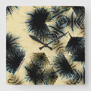 Im Farbton Beige Quadratische Wanduhr