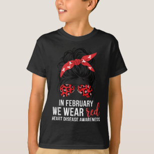 Im Februar tragen wir rote Herzkrankheiten T-Shirt