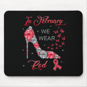 Im Februar tragen wir rote Schmetterlinge Herzkran Mousepad