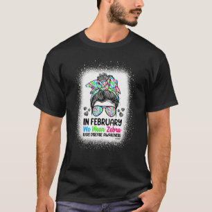 Im Februar tragen wir Zebra Messy Bun Seltene Kran T-Shirt