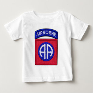 im Flugzeug ABN Vets LRP Baby T-shirt