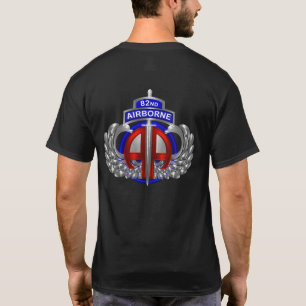 im Flugzeug Geschäftsbereich Cool Dagger Design T-Shirt