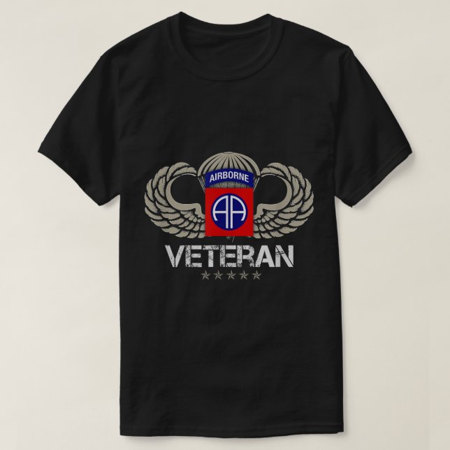 im Flugzeug Paratrooper-Veteran T-Shirt (Design vorne)