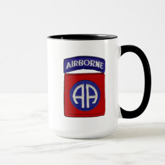 Im Flugzeug Tasse der Armee-82.