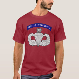 im Flugzeug VorlagenT-Shirt 2 des parachutist-82d T-Shirt