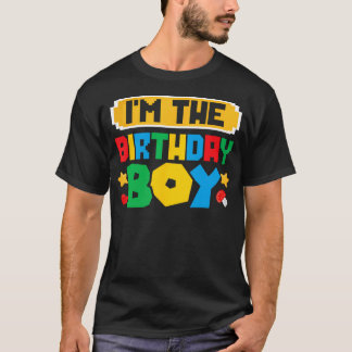 Im Geburtstagsspiel-Familienspiel T-Shirt