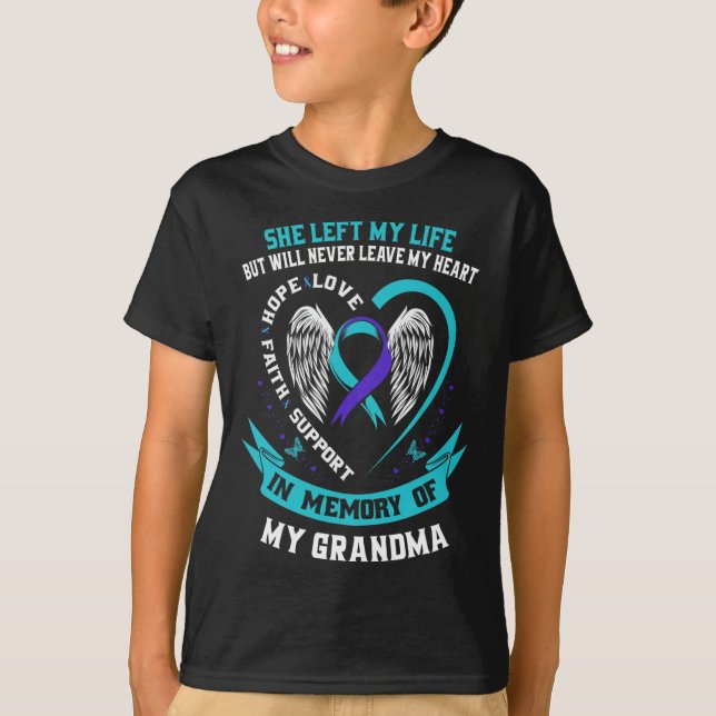 Im Gedenken an meine Oma-Gedenkstätte für Selbstmo T-Shirt (Vorderseite)