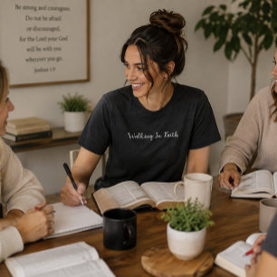 'Im Glauben gehen' Christliches Geschenk zur Ermut Tri-Blend Shirt