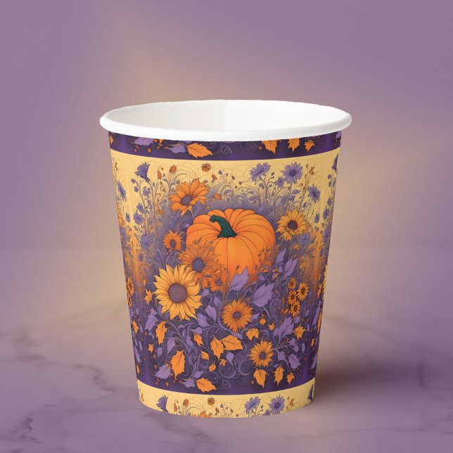 Im Halloween-Garten Pappbecher (Von Creator hochgeladen)