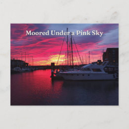 Im Hartlepool Marina unter rosa Himmel vor Anker Postkarte