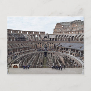Im Inneren der römischen Postkarte Colosseo
