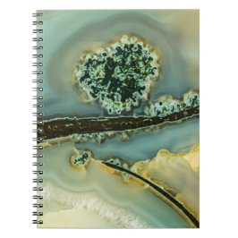 Im Inneren eines halb wertvollen Steins Notizblock