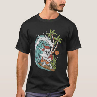 Im Juli surft Hawaii beim Hawaiian Santa Surfer T-Shirt