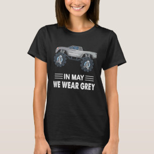Im Mai tragen wir ein graues Hirntumor-Sensibilisi T-Shirt