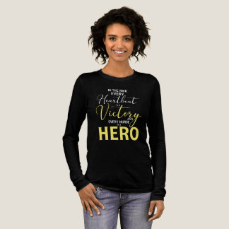 Im NICU ist jeder Herzschlag ein Sieg T-Shirt . Tri-Blend Shirt