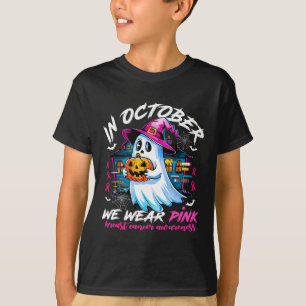 Im Oktober tragen wir Pink mit dem gespenstischen T-Shirt