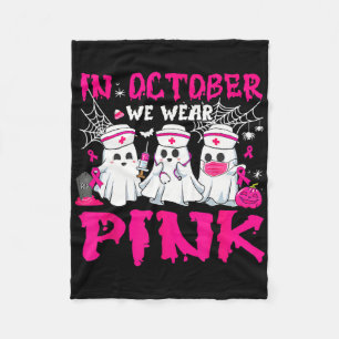 Im Oktober tragen wir Pink Nurse Ghost Halloween B Fleecedecke