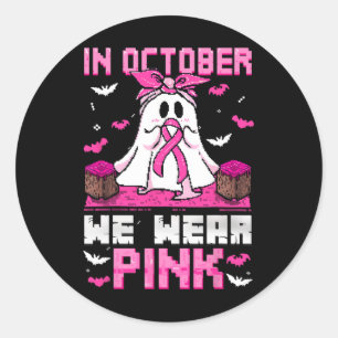 Im Oktober tragen wir rosa Brustkrebs Halloween Ri Runder Aufkleber