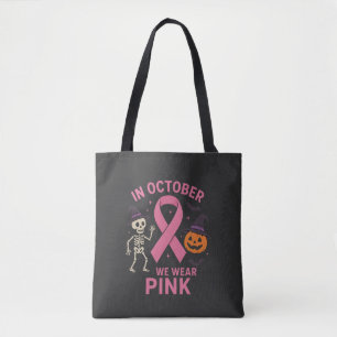 Im Oktober tragen wir rosa Halloween-Brust