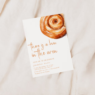 Im Oven-Baby-Duschbad ist ein Brötchen Einladung