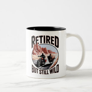 Im Ruhestand, aber immer noch wild Western-Ruhesta Zweifarbige Tasse
