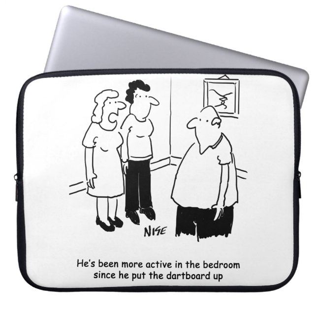 Im Schlafzimmer aktiver. Darts Player Laptopschutzhülle (Vorderseite)