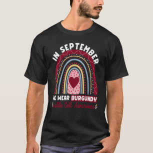 Im September tragen wir Burgunderrot für das Siche T-Shirt