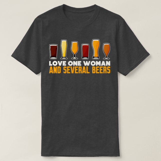 Im Silently Judging Your Beer Selection T T-Shirt (Design vorne)