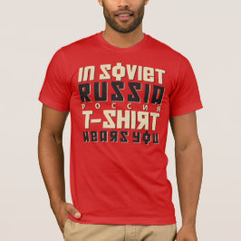 Im sowjetischen Russland trägt T - Shirt dich