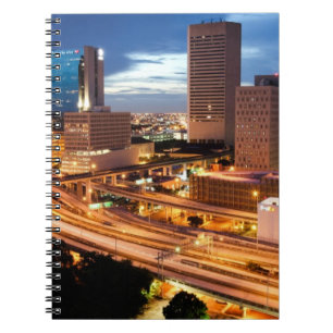 Im Stadtzentrum gelegene Stadt-Ansicht Notizblock