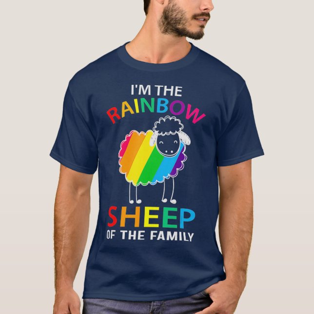 Im The Rainbow Sheep Of The Family Sheep (2) T-Shirt (Vorderseite)
