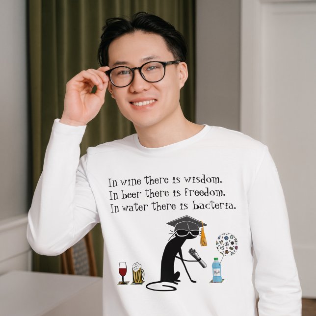 Im Wein gibt es Weisheit Funny Wine Sprichwort T-Shirt (Von Creator hochgeladen)