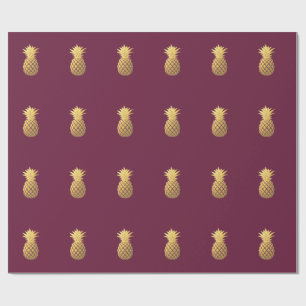 Imitat-Goldananas auf Burgunder Geschenkpapier