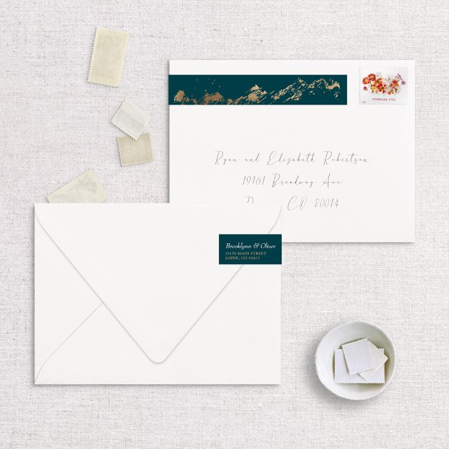 Imitate Foil Gold Abstrakt Mountains auf dunkelgrü Rundum-Adressaufkleber (Von Creator hochgeladen)