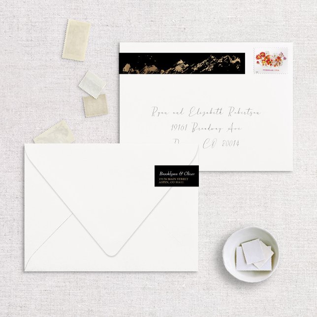 Imitate Foil Gold Abstrakte Berge auf Schwarz Rundum-Adressaufkleber (Von Creator hochgeladen)