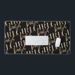 Imitate Gold Foil | Girl Boss | Modernste Ultra Schreibtischunterlage<br><div class="desc">GIRL BOSS - modern,  unterhaltsam,  trendig und leistungsstark ***Für zusätzliche zazzle Business-Schreibwaren,  Werbung oder Merchandising-Artikel,  um diesen Artikel,  bitte kontaktieren Sie uns über den Designer-Kontakt auf unserer zazzle Homepage. *NICHT WIRKSTOFF</div>