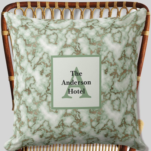 Imitate Grüner Goldmarmor Kissen (Faux Green Gold Marble Throw Pillow by Leapfroglisics Shop)