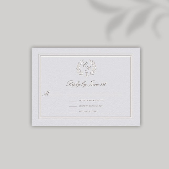 Imitate mit verkörperter kautischer Ankerreaktion  (nautical wedding RSVP modern classic formal traditional faux embossed anchor crest monograms)