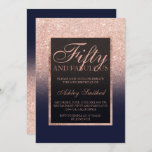 Imitate Rose Gold Glitzer Marineblau fünfzig fabel Einladung<br><div class="desc">Ein modernes,  hübsches und elegantes Imitat Rose Gold Glitzer Dusche ombre mit pastellblauem Farbblock Fifty und fabelhaften 50 Geburtstagsfeier Einladung mit Rose Gold Ober Muster verblasst auf einem marineblauen Hintergrund mit elegantem Goldrahmen Perfekt für eine Prinzessin 50. Geburtstag.</div>