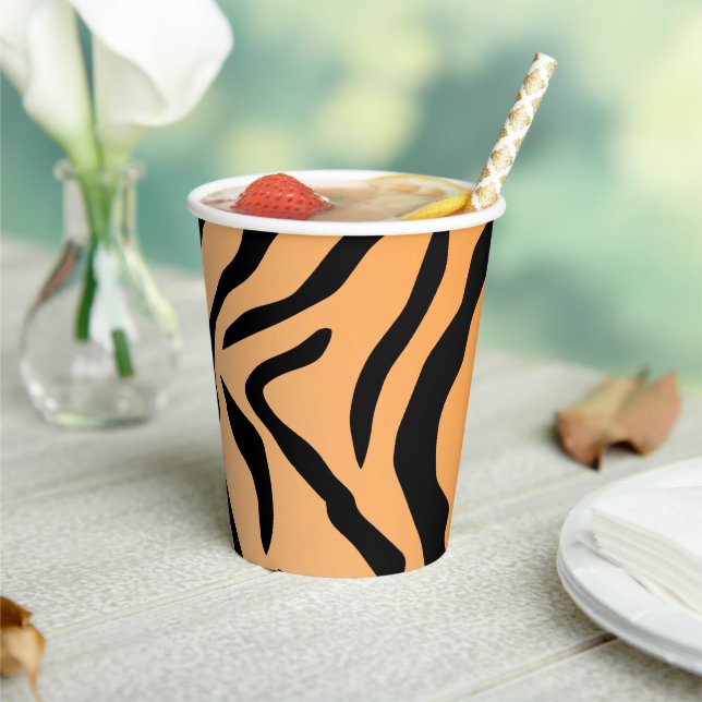 Imitate Tiger Print Paper Cup Pappbecher (In Situ)
