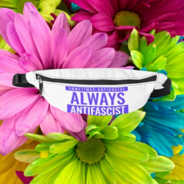 Immer antifaschistisches Fanny Pack - Bold Blue Bauchtasche (Von Creator hochgeladen)