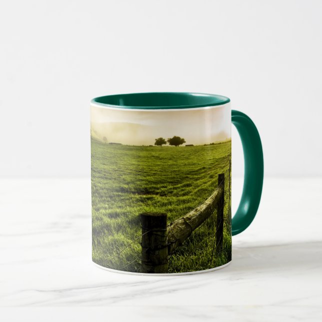 Immer grüner auf der anderen Seite Tasse (VorderseiteRechts)