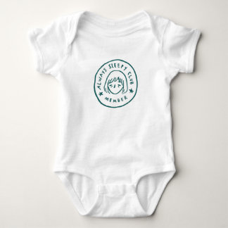 Immer Sleepy Club Mitglied Baby Strampler