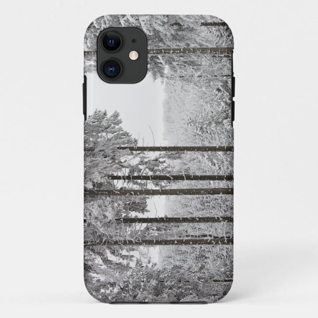 Immergrüner Wald im Winter Case-Mate iPhone Hülle (Rückseite)